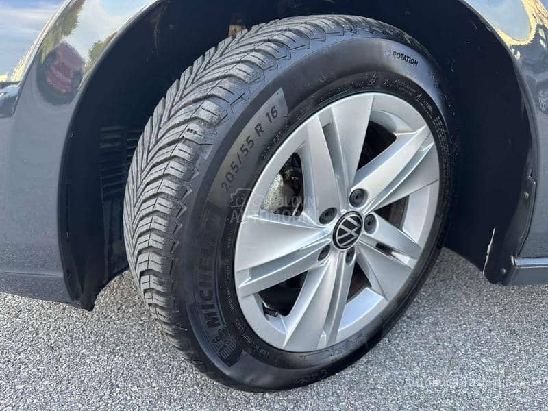 Volkswagen Golf 8 2.0 TDI