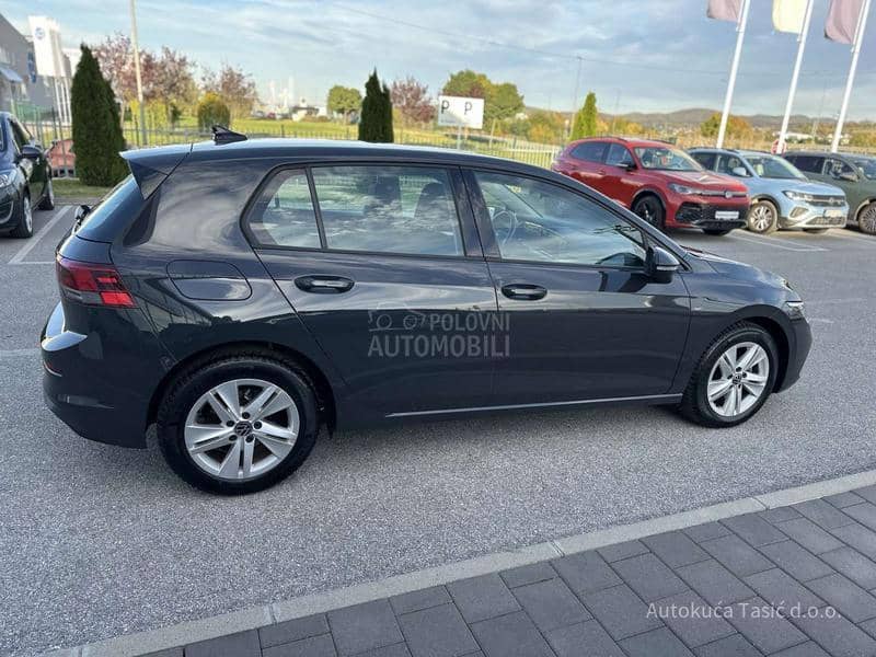 Volkswagen Golf 8 2.0 TDI