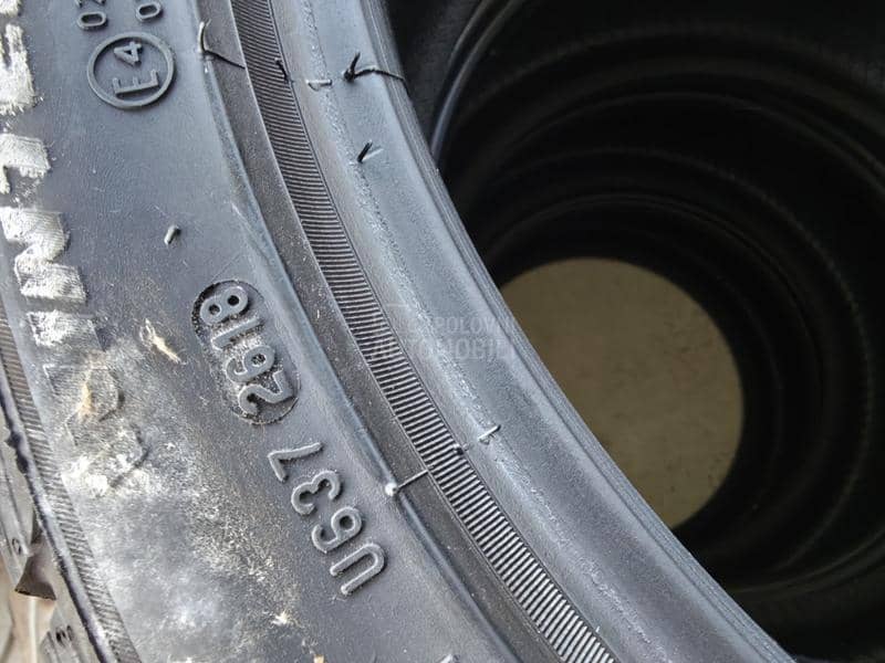 Pirelli 225/45 R18 Zimska