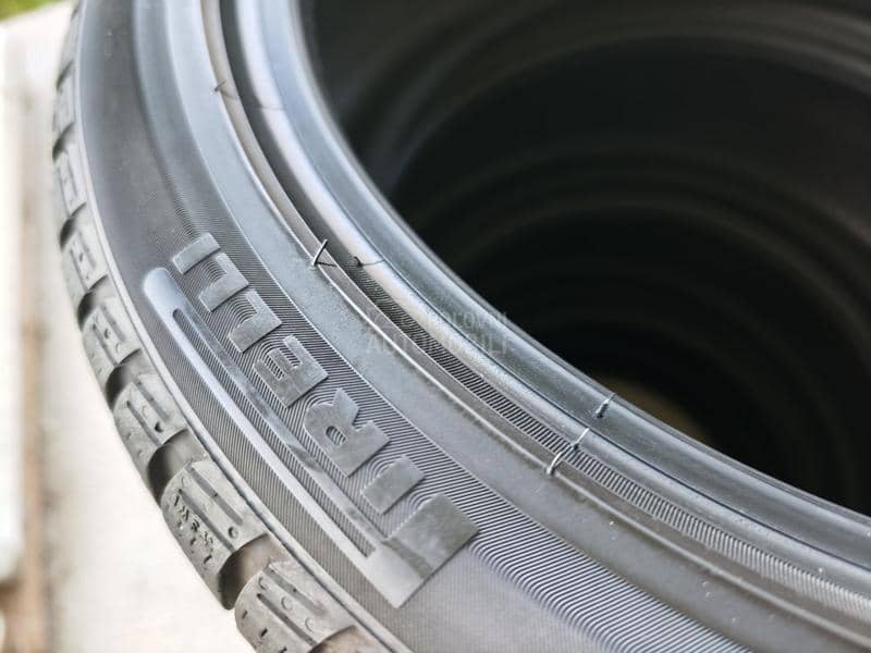 Pirelli 225/45 R18 Zimska