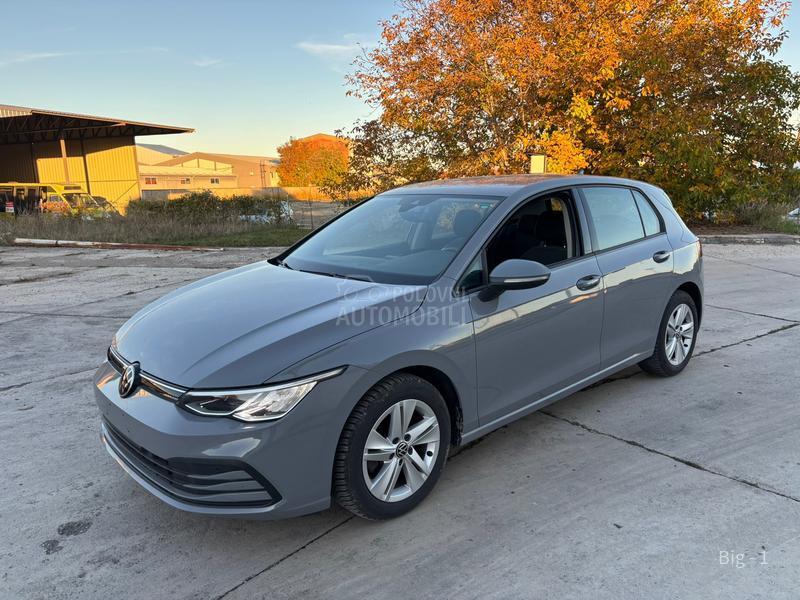Volkswagen Golf 8 1.5 TGI DSG