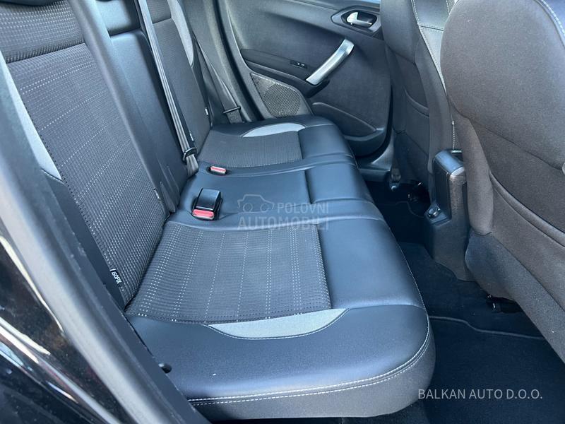 Peugeot 2008 1.2/ALLURE/NAV/130H