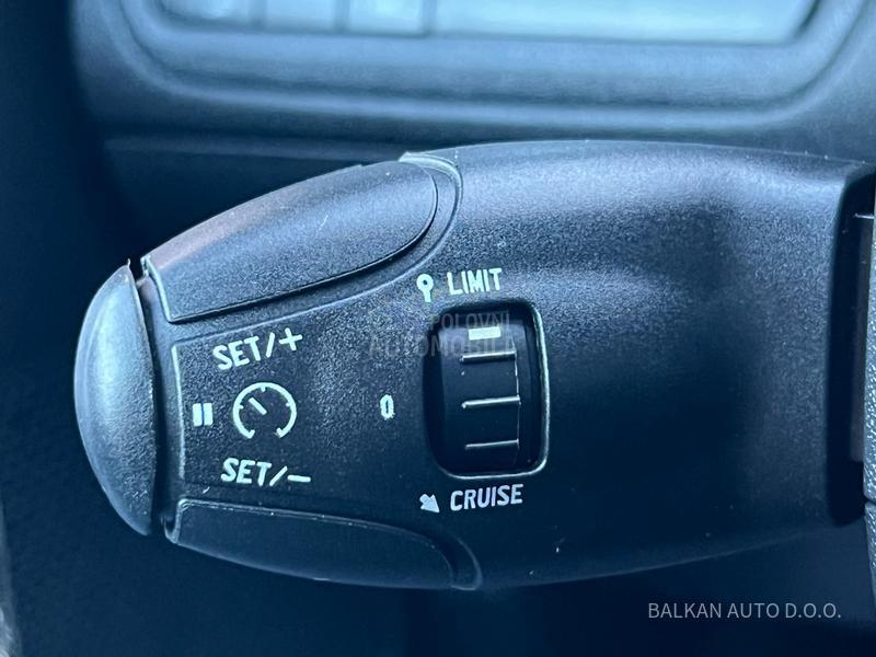 Peugeot 2008 1.2/ALLURE/NAV/130H