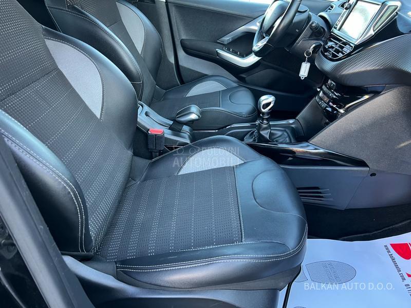 Peugeot 2008 1.2/ALLURE/NAV/130H