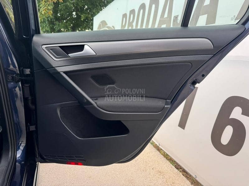 Volkswagen Golf 7 NAV