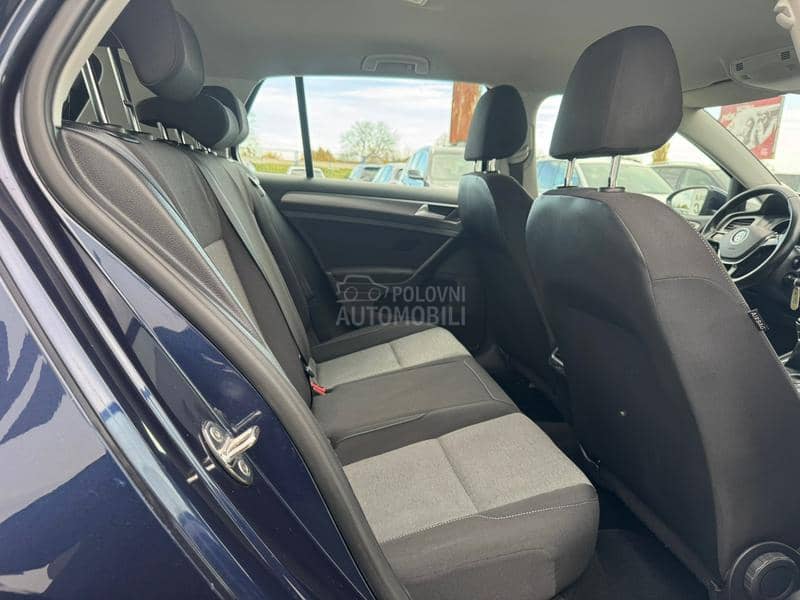 Volkswagen Golf 7 NAV