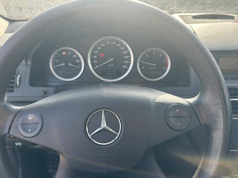 Mercedes Benz C 220 2.2 cdi