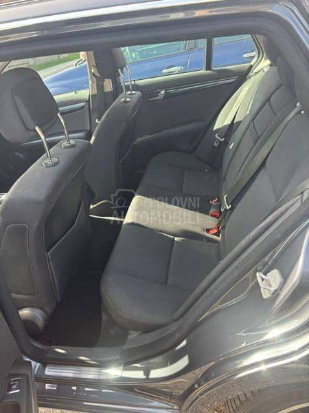Mercedes Benz C 220 2.2 cdi