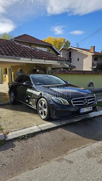 Mercedes Benz E 220 