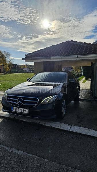 Mercedes Benz E 220 