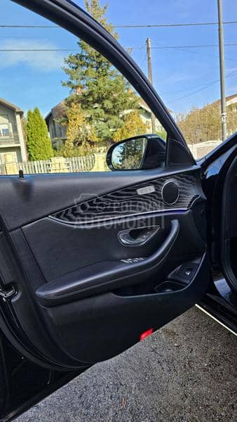 Mercedes Benz E 220 