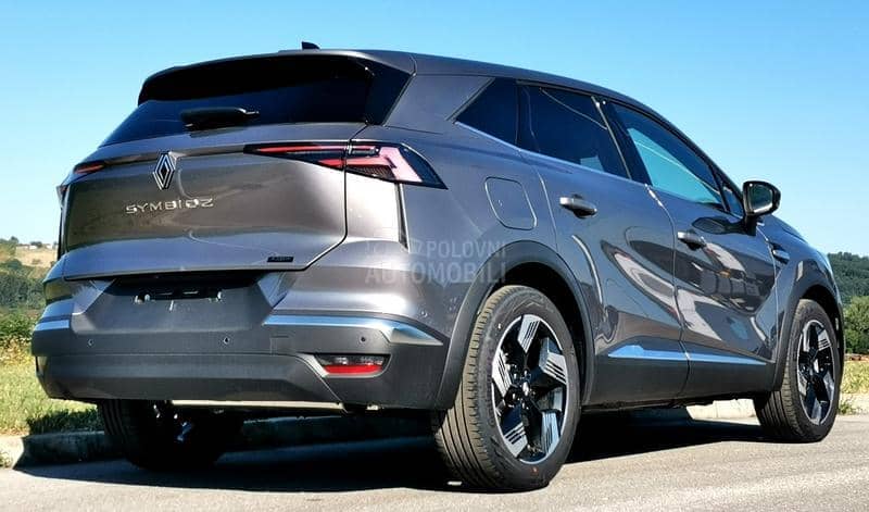 Renault Symbioz E-Tech hybrid 145 hp