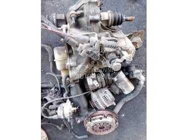 Delovi motora  0,9 za Hyundai Matrix za 2001. god.