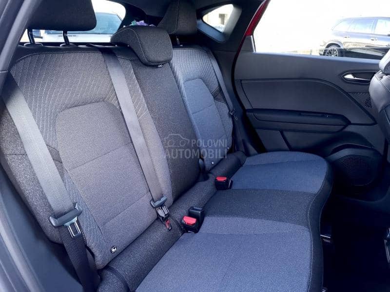 Renault Captur techno TCe 160 EDC