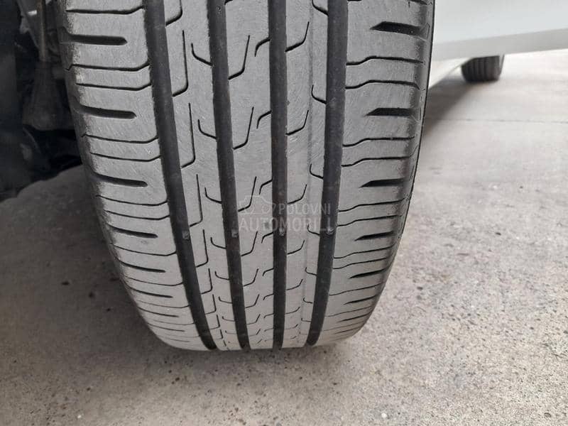 Opel Corsa F 1.2 PREMIUM EDITION