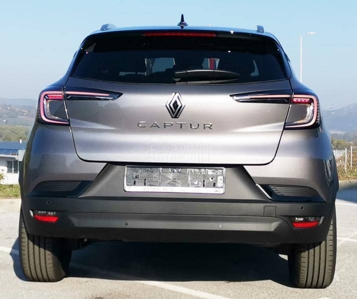 Renault Captur techno TCe 160 EDC