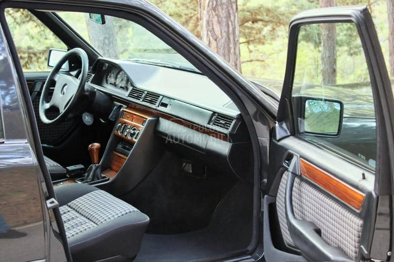 Mercedes Benz E 250 W124 250D