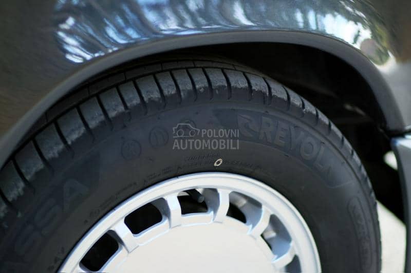 Mercedes Benz E 250 W124 250D