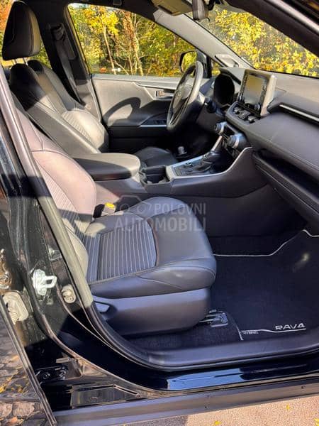 Toyota RAV 4 EXECUTIVE, AWD, 360 Toyota RAV 4 EXECUTIVE, AWD, 360