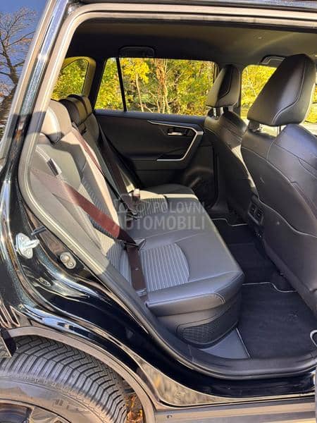 Toyota RAV 4 EXECUTIVE, AWD, 360 Toyota RAV 4 EXECUTIVE, AWD, 360