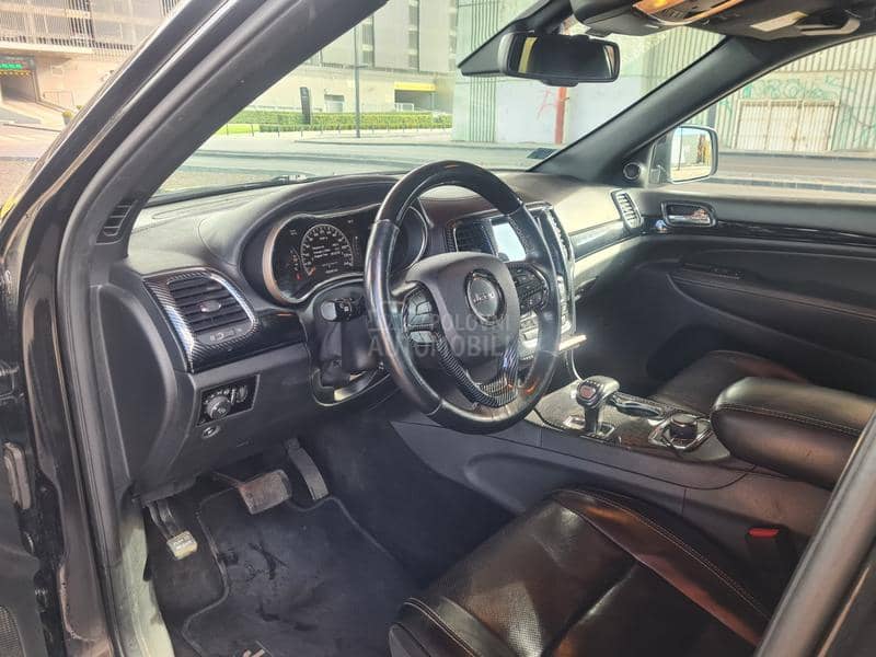 Jeep Grand Cherokee overland