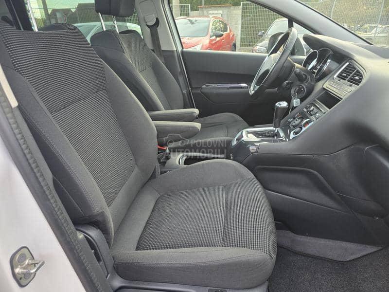 Peugeot 5008 1.6 e-hdi Allure