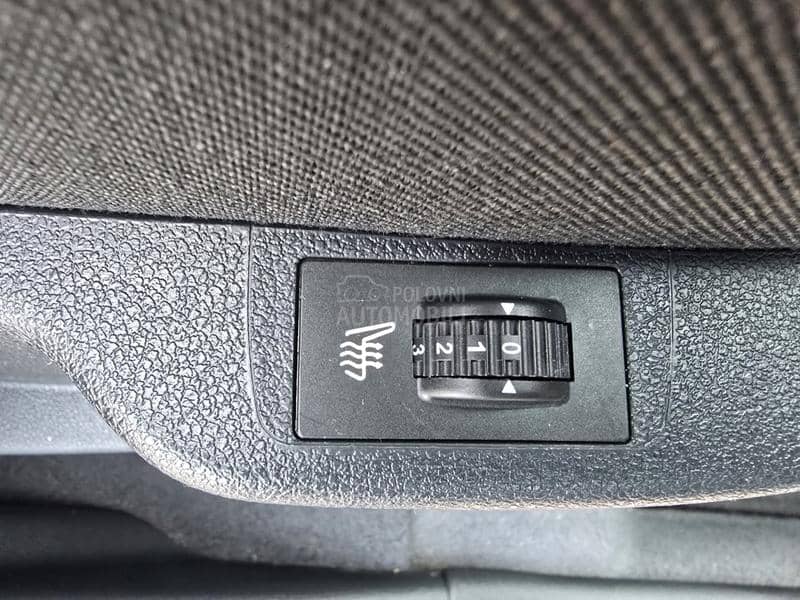 Peugeot 5008 1.6 e-hdi Allure