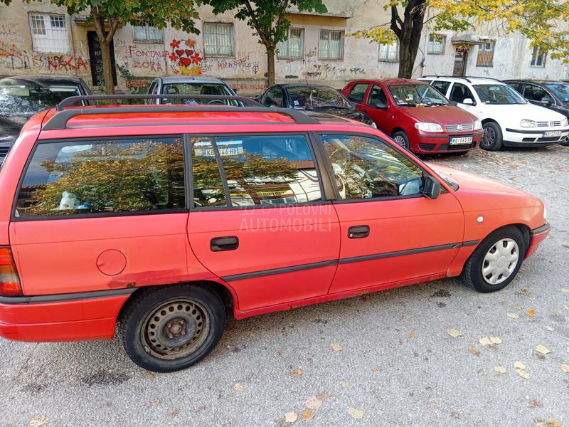 Opel Astra F 