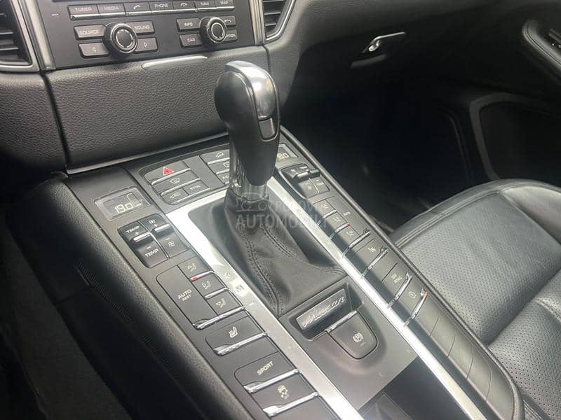 Porsche Macan 3.0 TDI S PANO