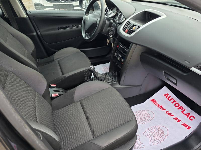 Peugeot 207 1.4b TNG