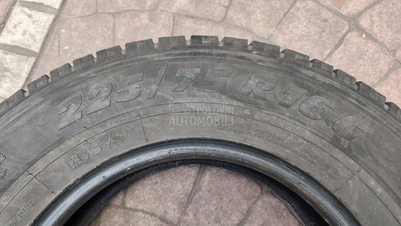 Tigar 225/75 R16 Zimska