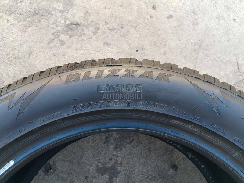 Bridgestone 255/50 R19 Zimska