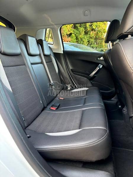 Peugeot 2008 1.6 VTI/CH/AIIURE