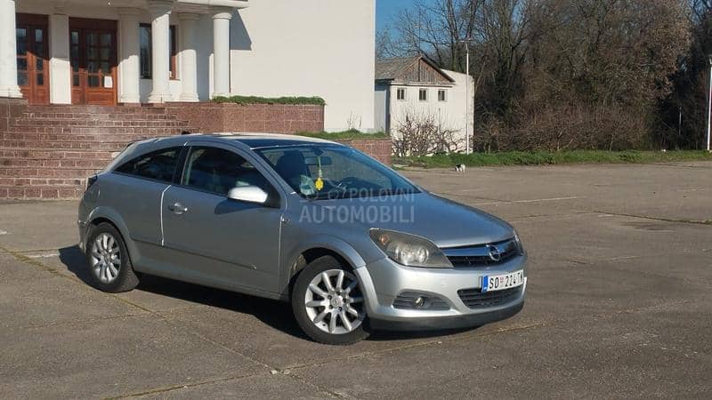 Opel Astra H GTC