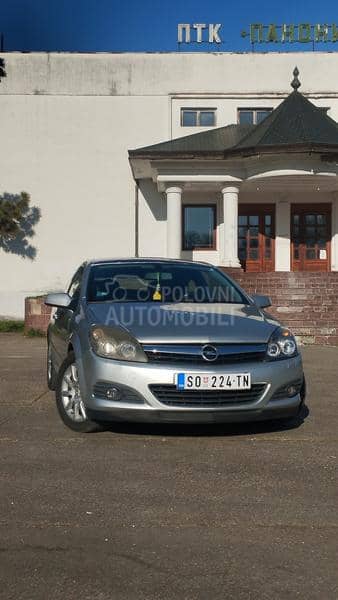 Opel Astra H GTC