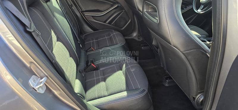 Mercedes Benz GLA 180 cdi