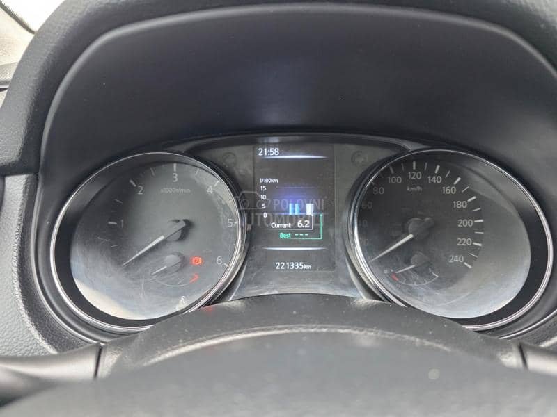 Nissan Qashqai 1.5dci  LED/NAV