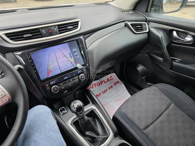 Nissan Qashqai 1.5dci  LED/NAV