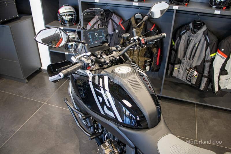 QJMOTOR SRT 600 SX A2