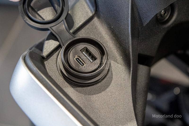 QJMOTOR SRT 600 SX A2