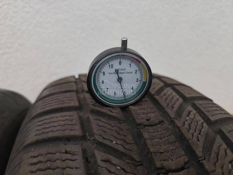 Continentalxl 235/65 R17 Zimska