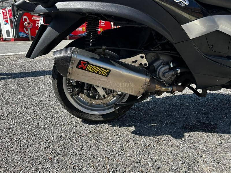Piaggio MP3