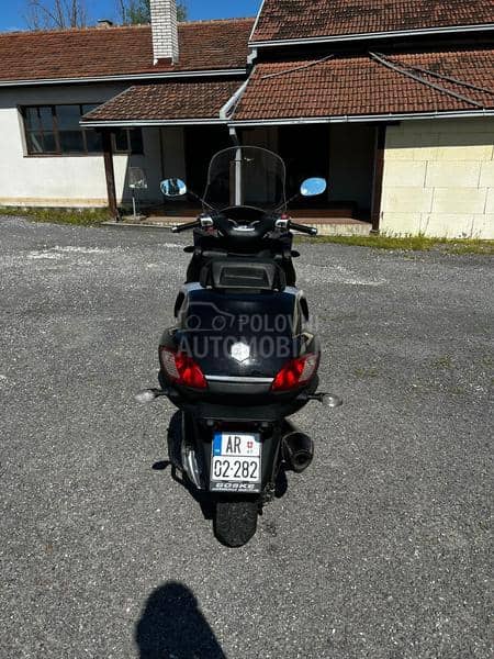 Piaggio MP3