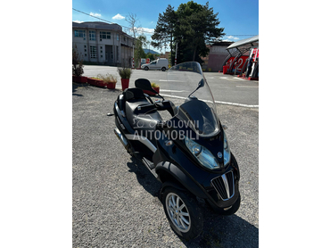 Piaggio MP3
