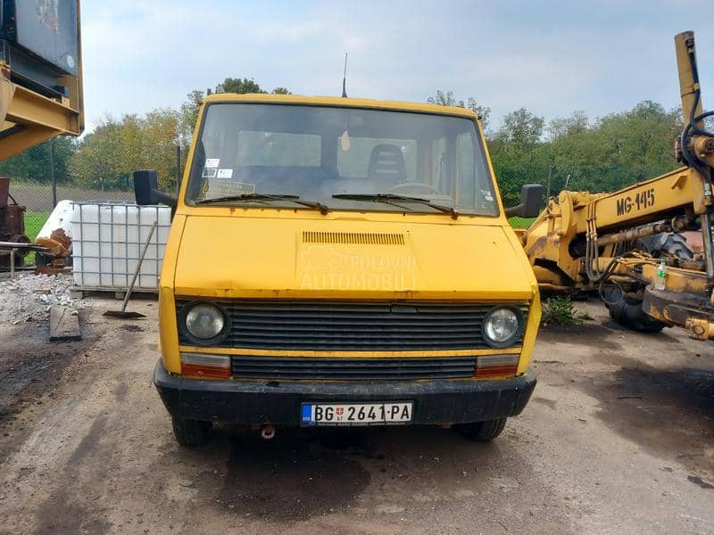 Zastava 35.10 HNPK Produz kabina