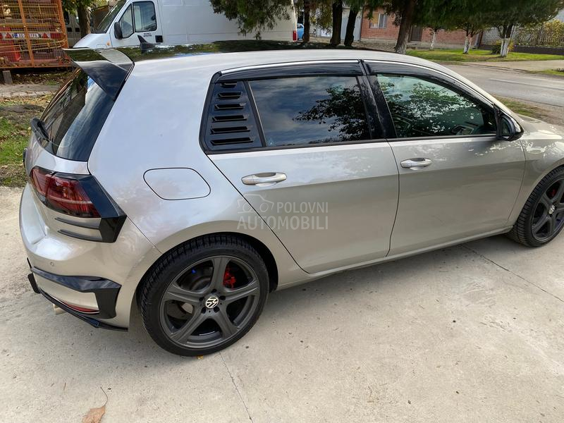 Volkswagen Golf 7 R line