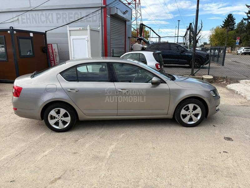Škoda Octavia DSG KUKA NOV