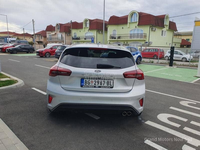 Ford Focus ST Line mHEV