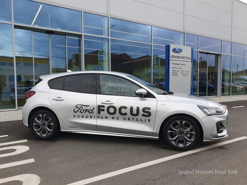 Ford Focus ST Line mHEV
