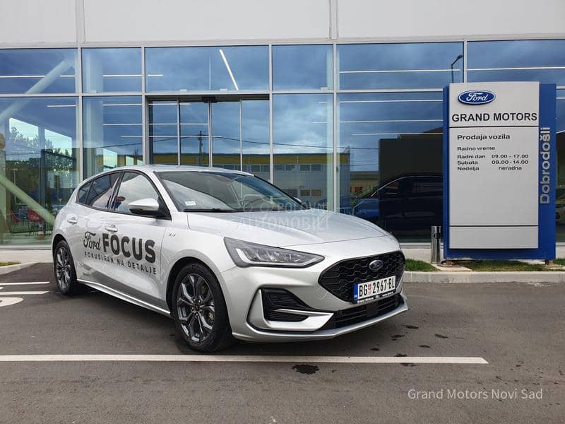 Ford Focus ST Line mHEV